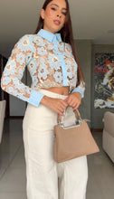 Cargar imagen en el visor de la galería, Blusa Ariel
